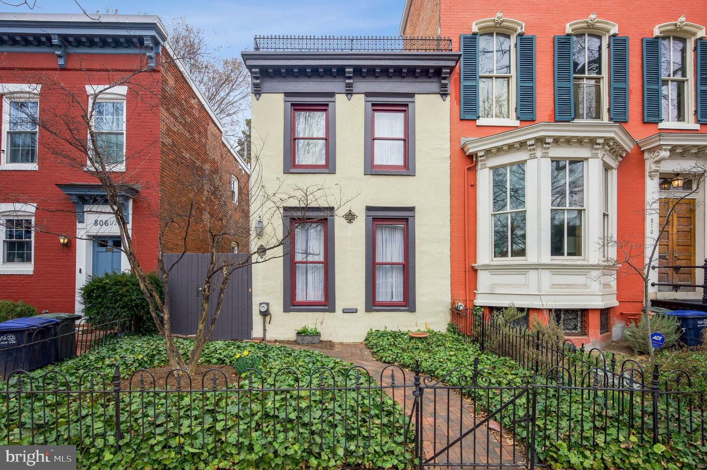 Property Photo: 808 E Street SE DC 20003