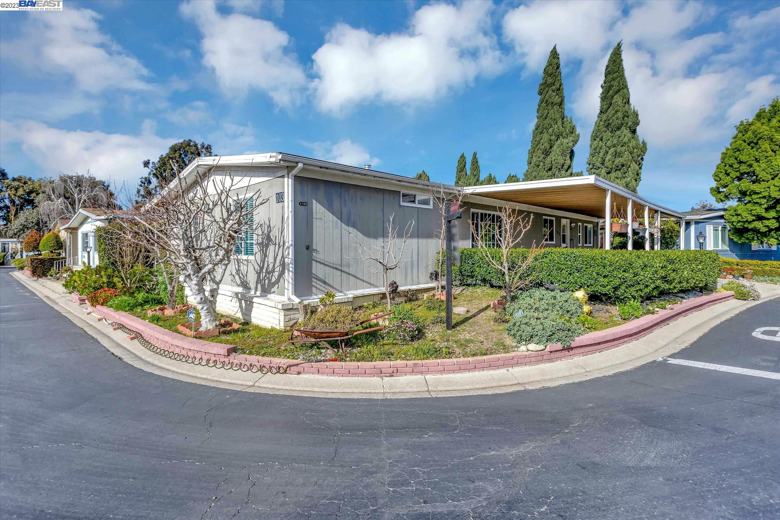 Property Photo:  4271 N 1st Street 103  CA 95134 