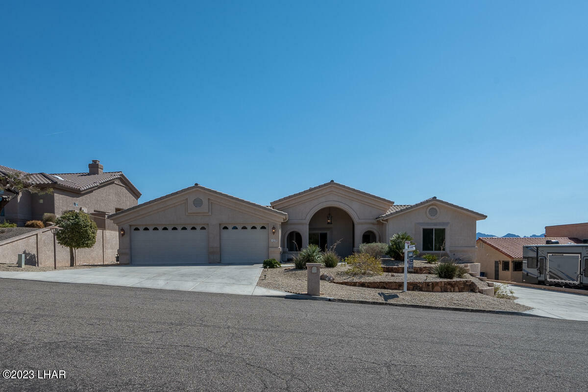 Property Photo:  2120 Casper Dr  AZ 86406 