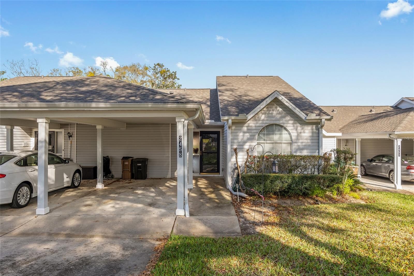 Property Photo:  2458 SE 18th Circle  FL 34471 