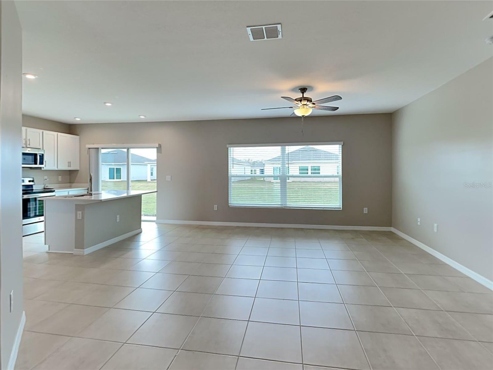 Property Photo: 228 Garnet Avenue FL 34758
