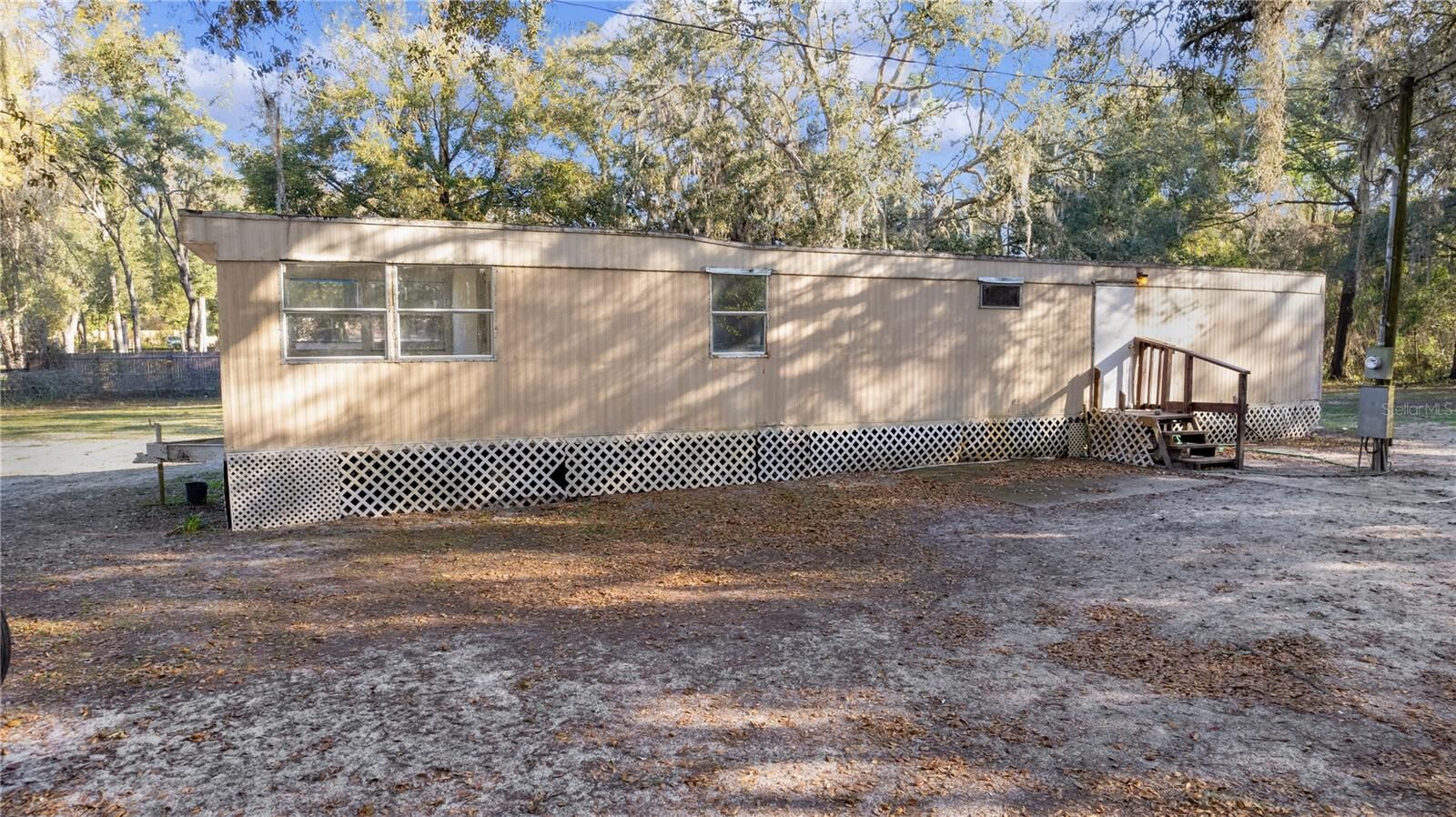 Property Photo: 11603 Cr 683 FL 33597