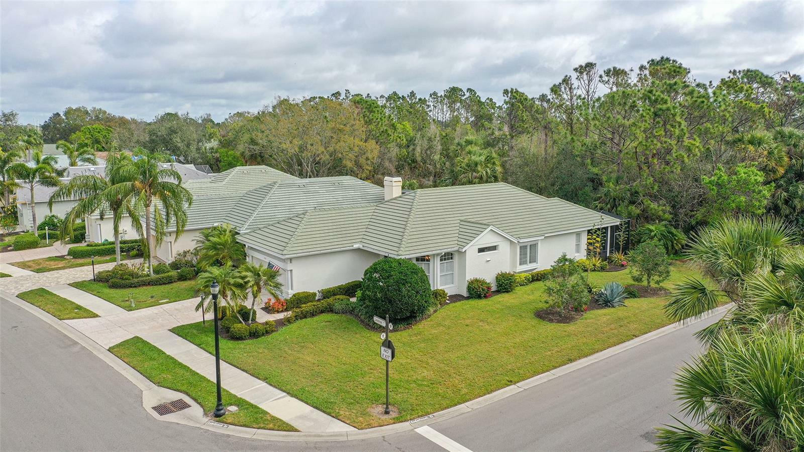 Property Photo: 350 Lansbrook Drive FL 34292
