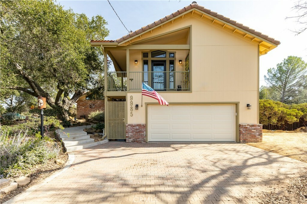 Property Photo:  9985 Old Morro Road E  CA 93422 