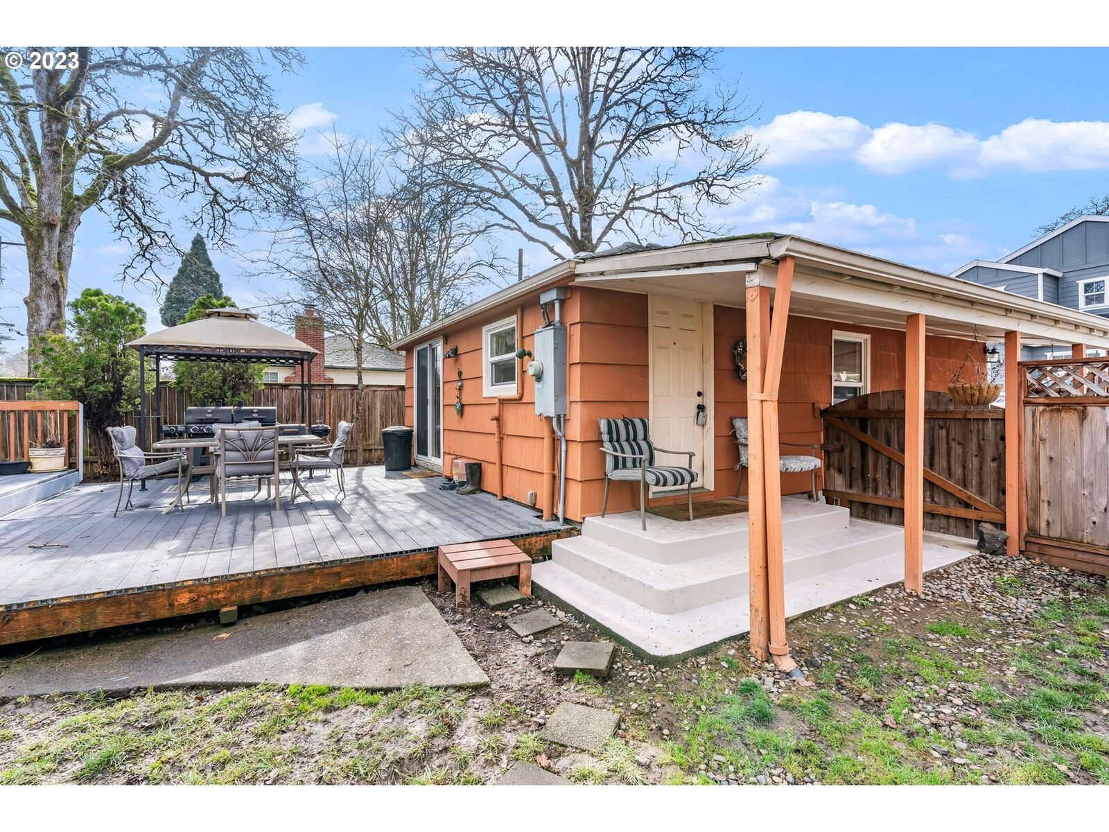 Property Photo:  18530 SW Ping Ct  OR 97003