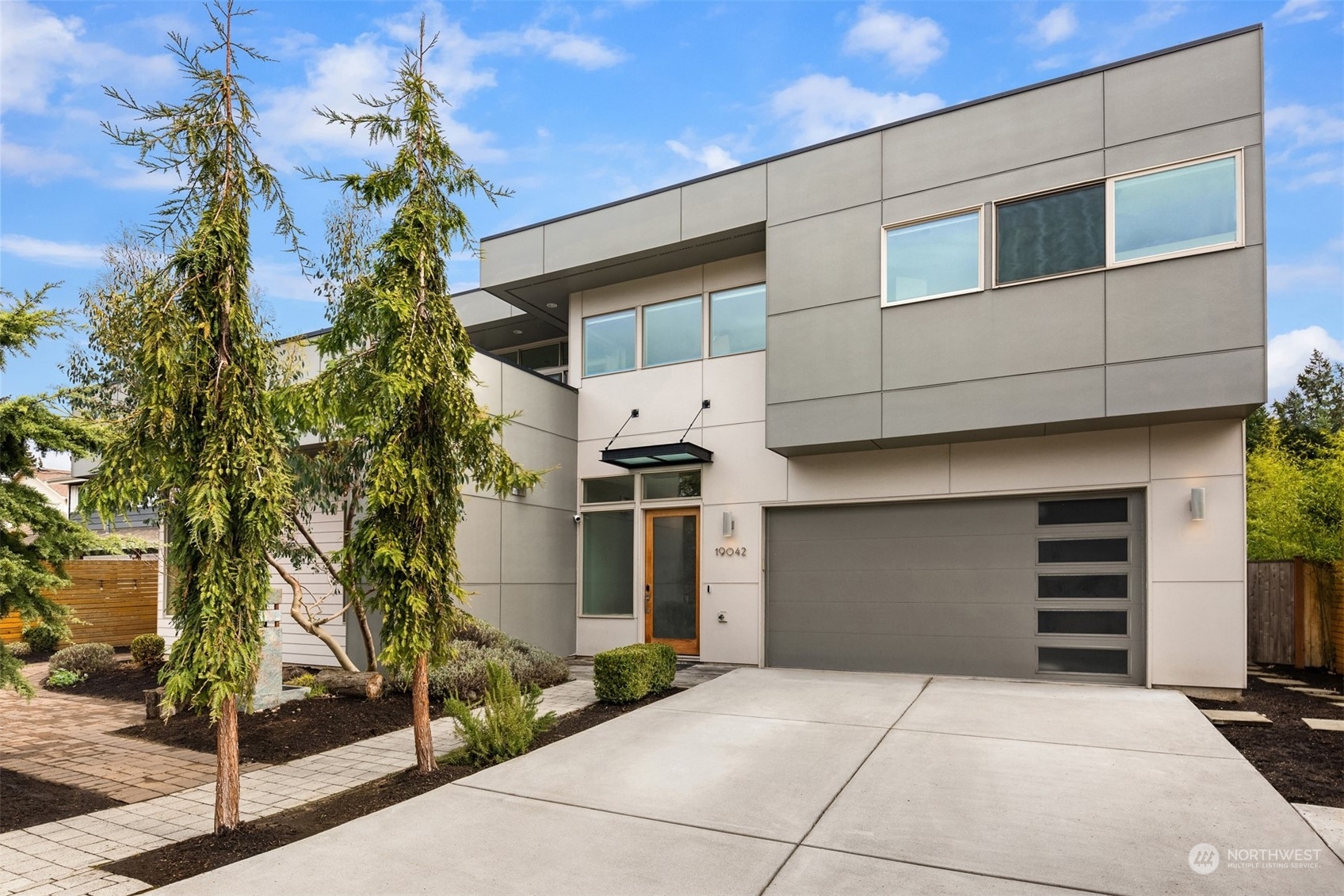 Property Photo:  19042 21st Avenue NW  WA 98177 