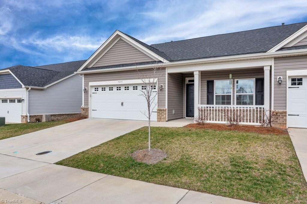 Property Photo: 1633 Coopers Hawk Drive NC 27284