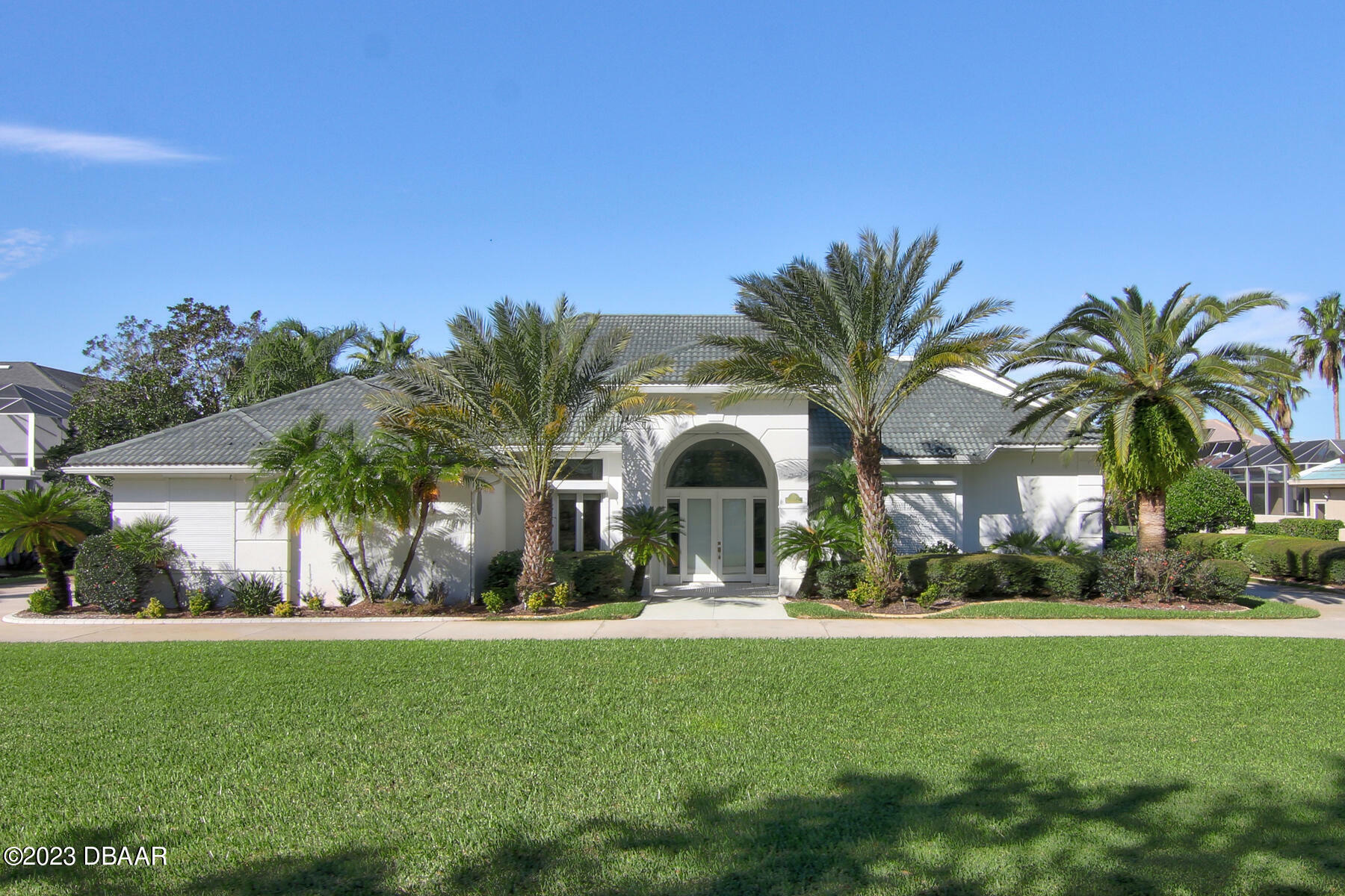 Photo de la propriété:  2717 E Spruce Creek Boulevard  FL 32128 