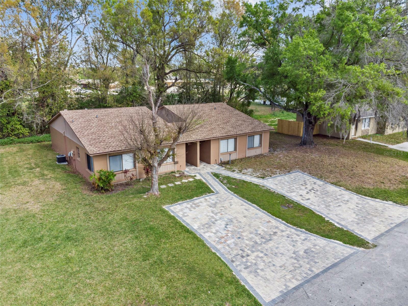 Property Photo:  112 Shannon Drive  FL 33809 