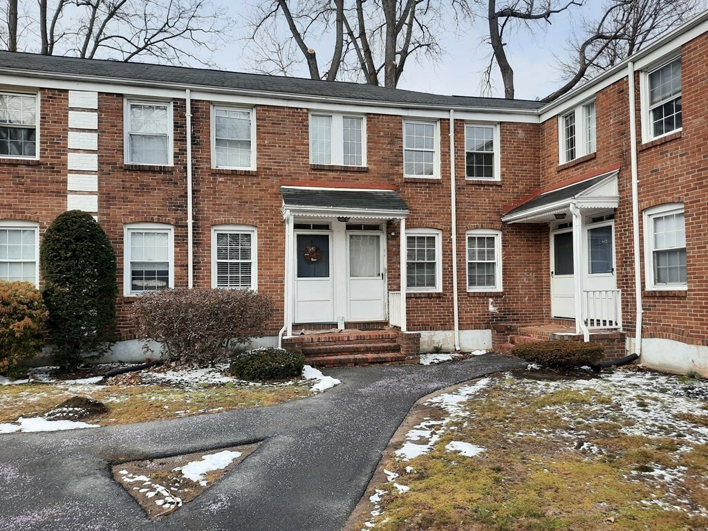 Property Photo:  452 Cold Spring Ave 452  MA 01089 