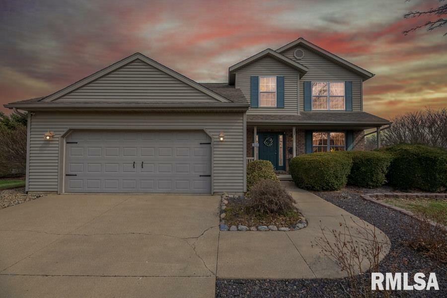 Property Photo: 306 Bittersweet Avenue IL 61548