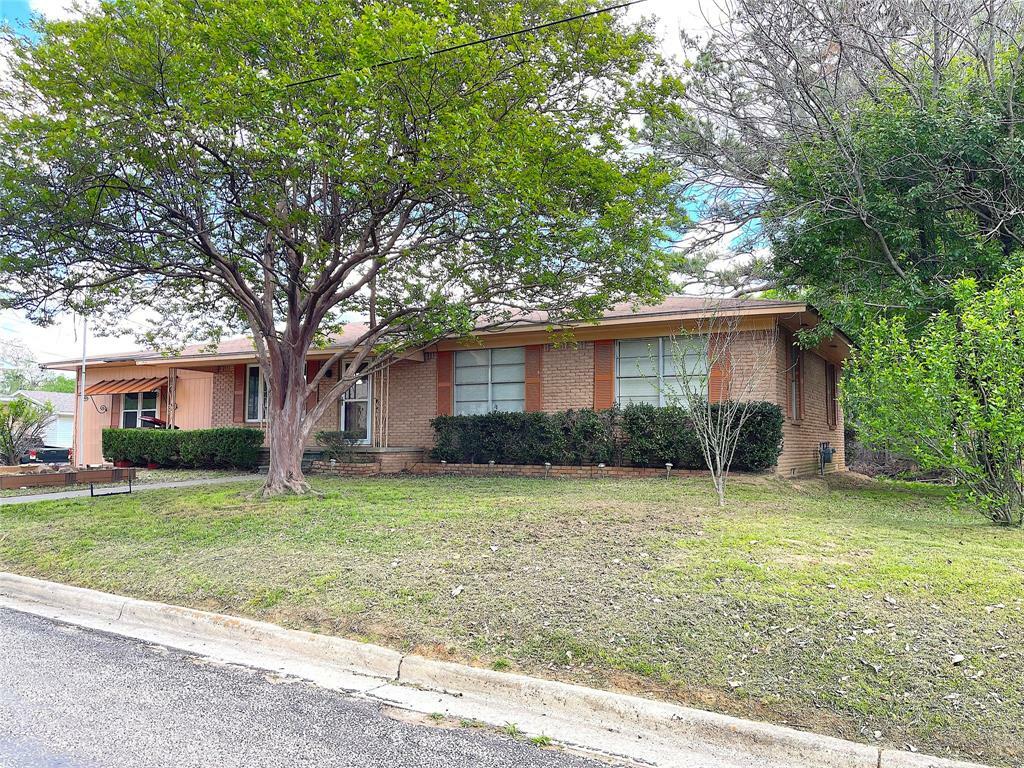 301 Leftwich Street  Mount Vernon TX 75457 photo