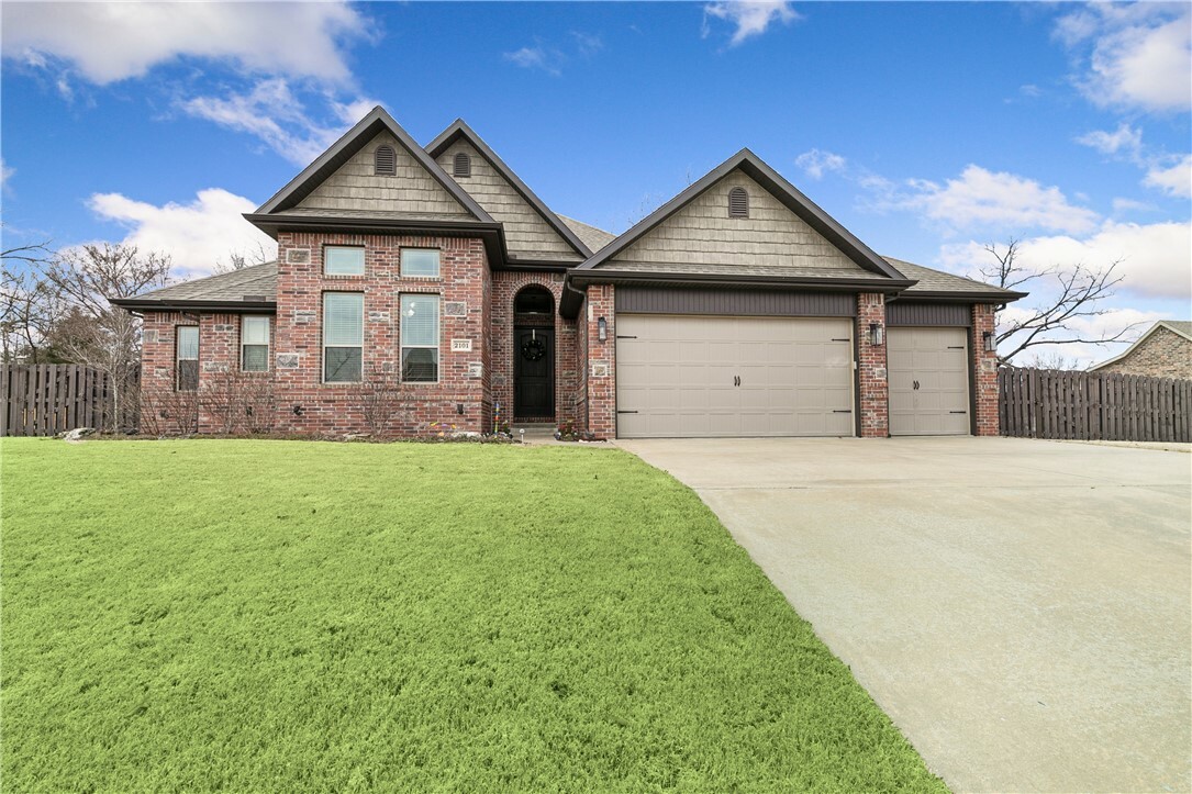 Property Photo:  2101 Steinbeck Drive  AR 72712 