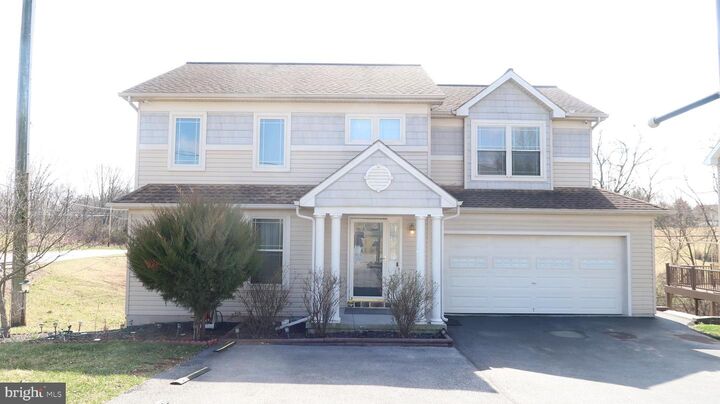 10 Smith Road  York PA 17406 photo