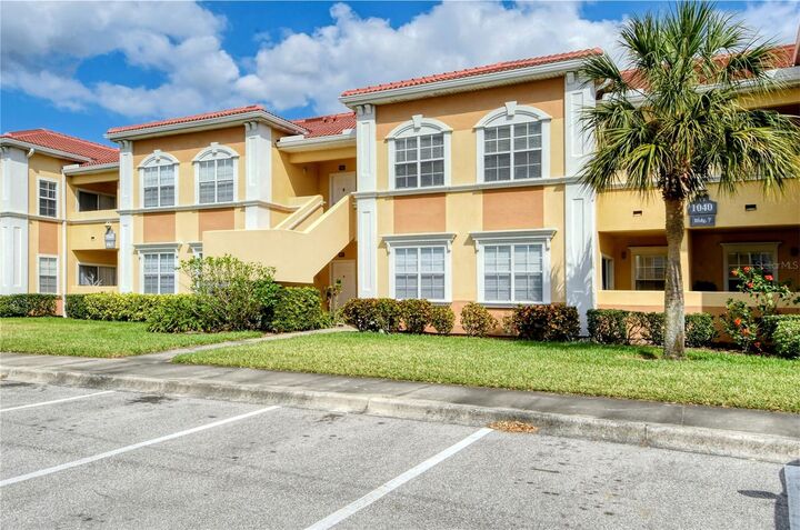 Property Photo:  1040 Villagio Circle 103  FL 34237 