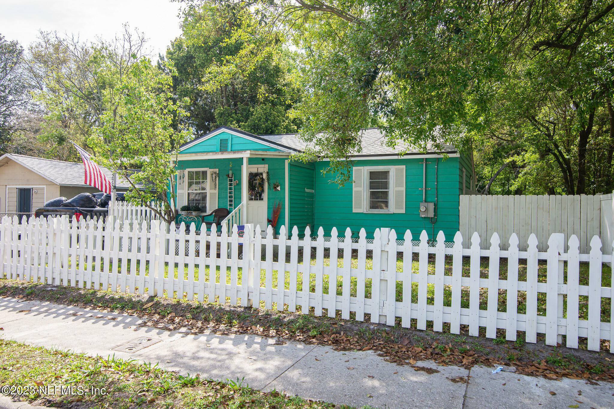 Property Photo:  2752 Commonwealth Avenue  FL 32254 