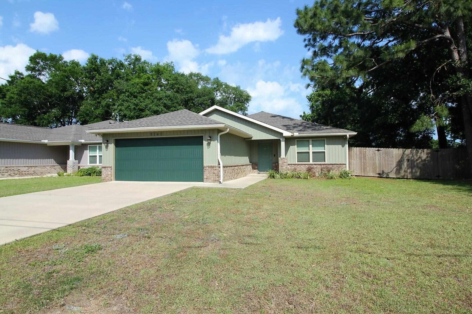 Property Photo: 5740 San Gabriel Dr FL 32504