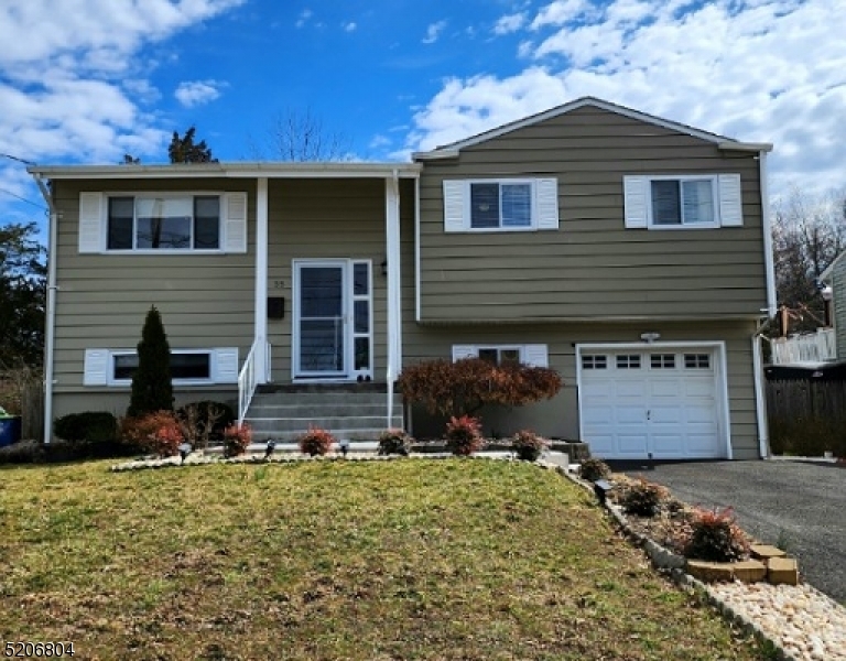 Property Photo: 35 Fieldstone Dr NJ 08876