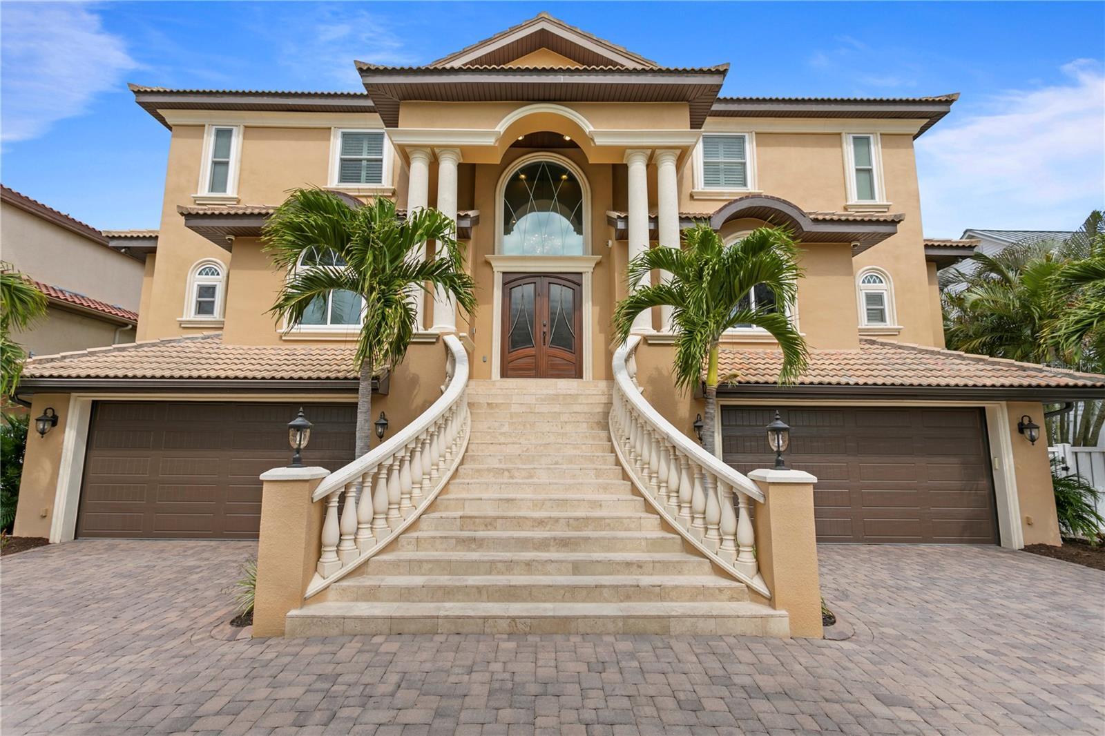 Property Photo: 6005 Kipps Colony Drive E FL 33707