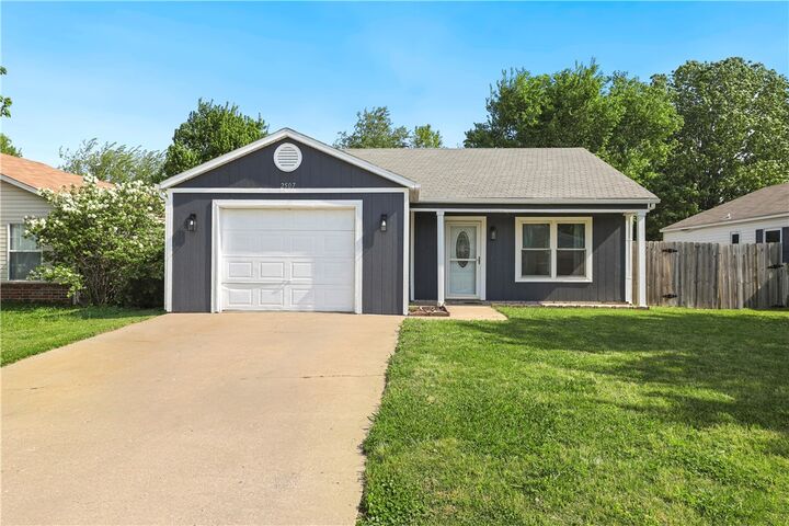 2507 SE 4th Street  Bentonville AR 72712 photo