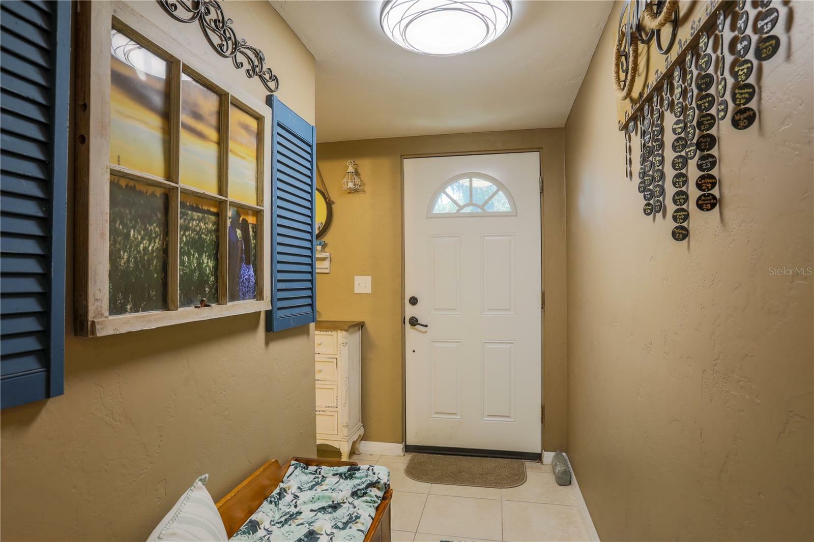 Property Photo:  203 Mae Street  FL 32726 