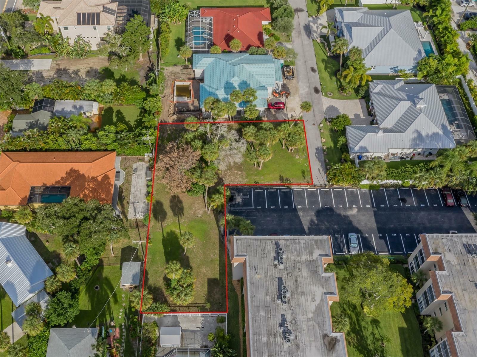 Property Photo: 820 Pillitteri Place FL 34285