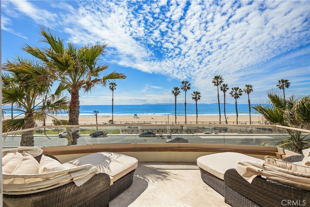 Property Photo: 1610 1612 Pacific Coast Highway CA 92648