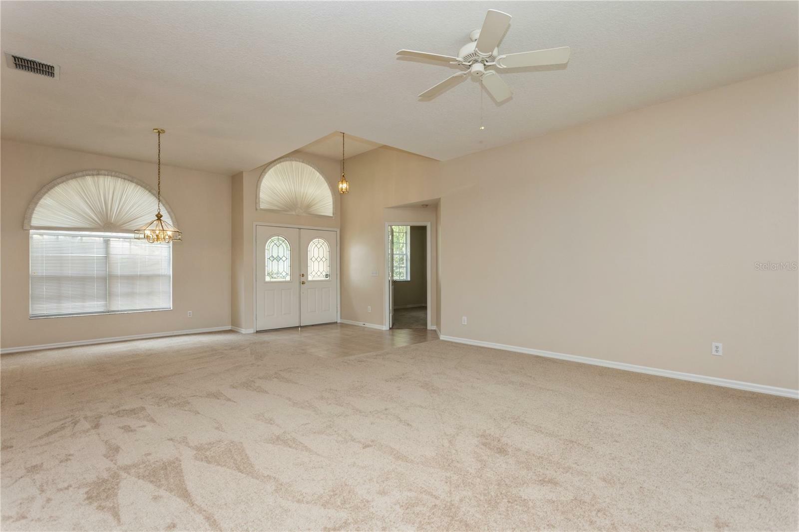 Property Photo: 3518 Shadowood Drive FL 33596
