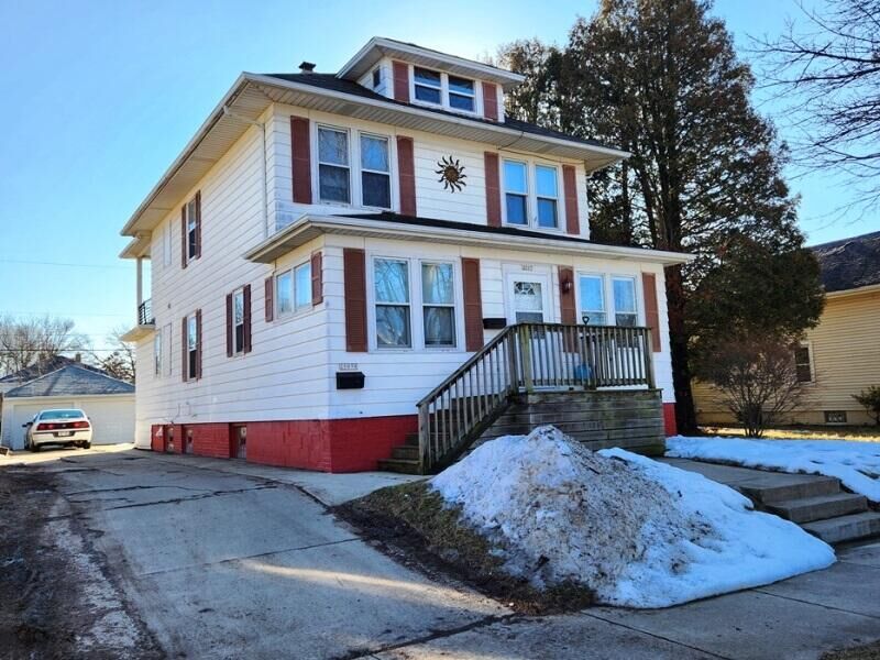 Property Photo: 2507 N 23rd St WI 53083