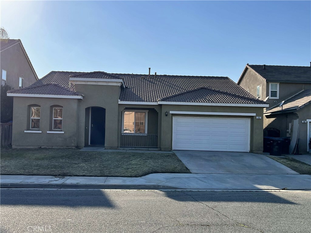 Property Photo:  212 Gladiolus Way  CA 92582 