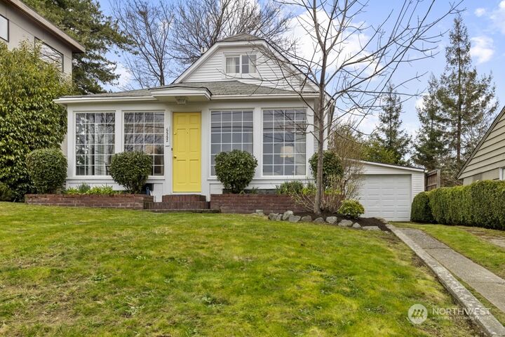 Property Photo:  6552 49th Avenue SW  WA 98136 