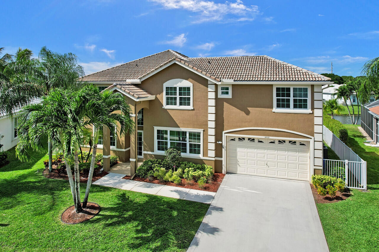 Property Photo:  6212 Floridian Circle  FL 33463 