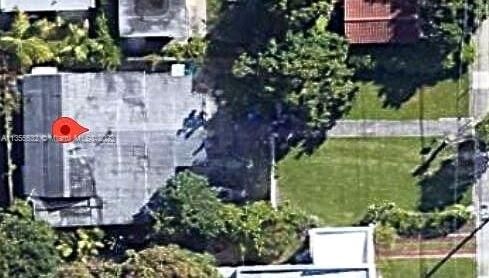 Property Photo:  2127 SW 11th Ter  FL 33135 