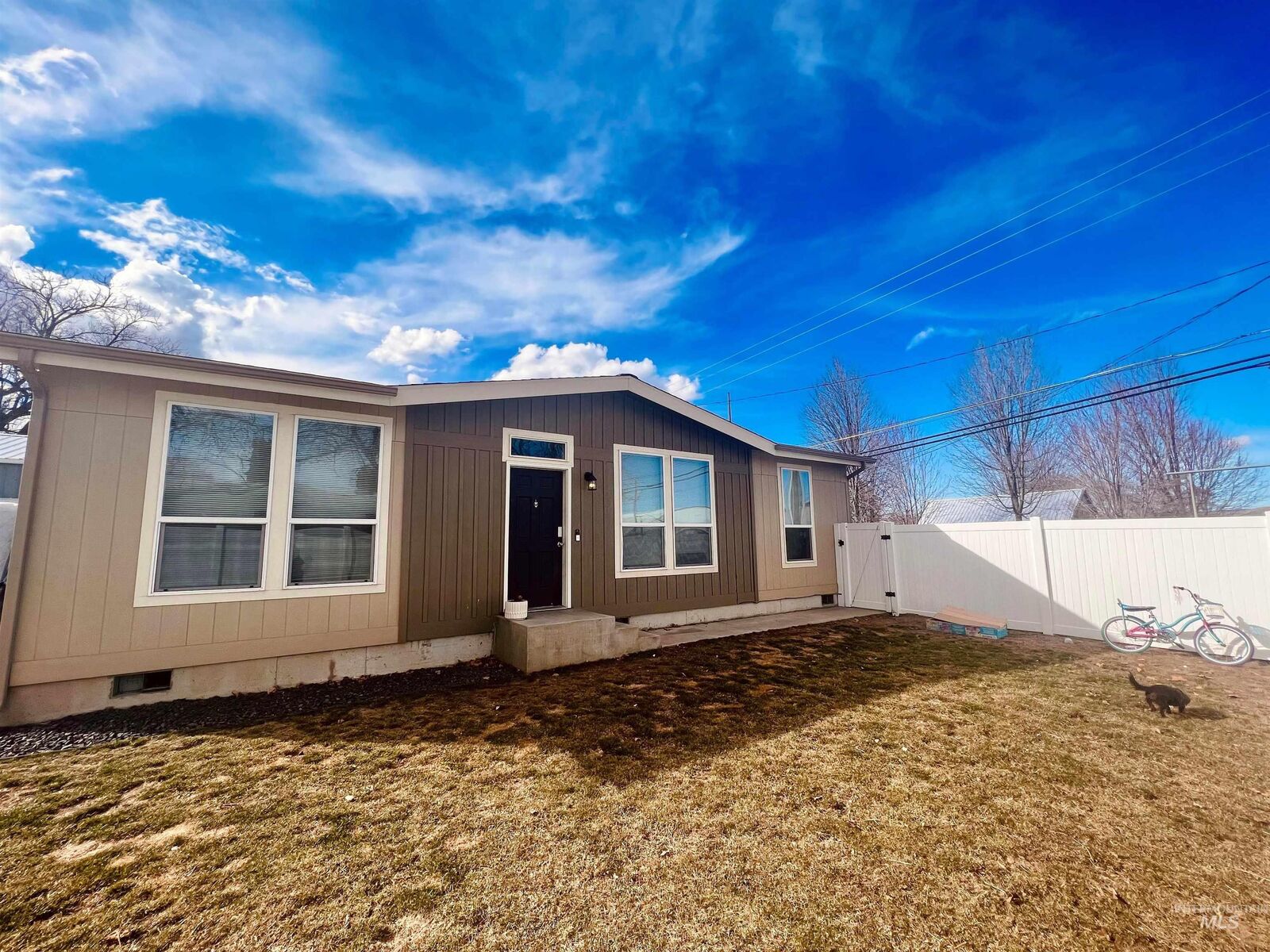 Property Photo: 1224 1/2 Burrell Ave ID 83501