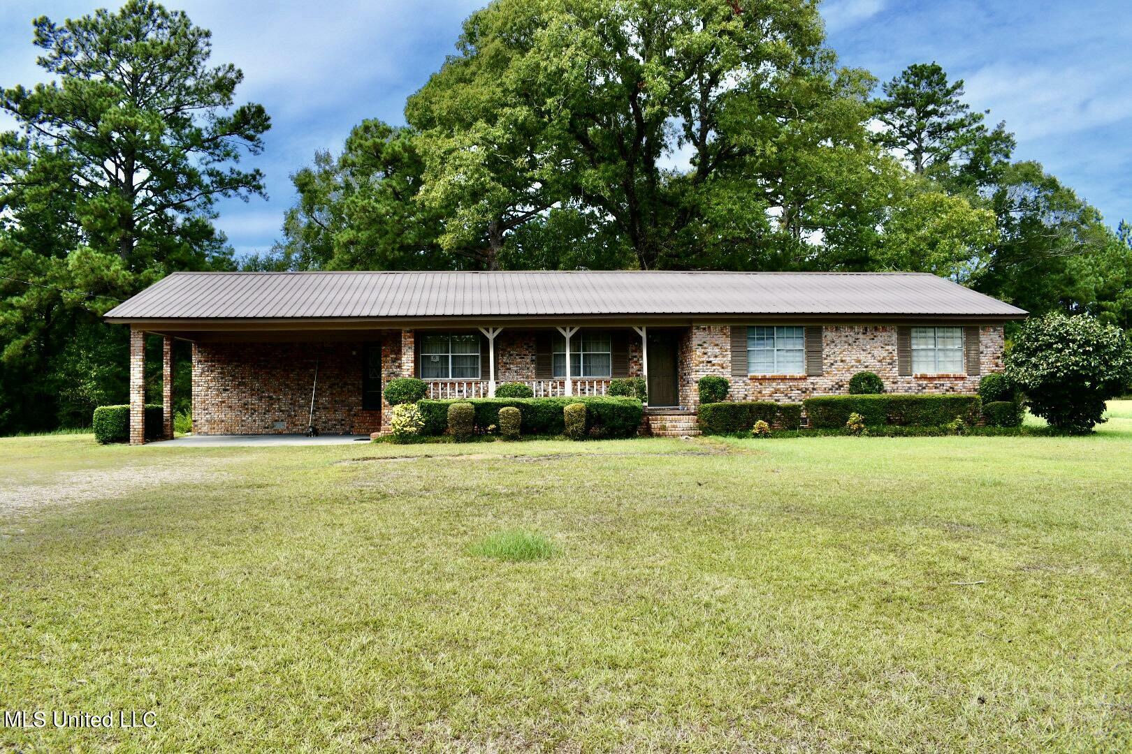 Property Photo:  455 Deep Creek Road  MS 39577 