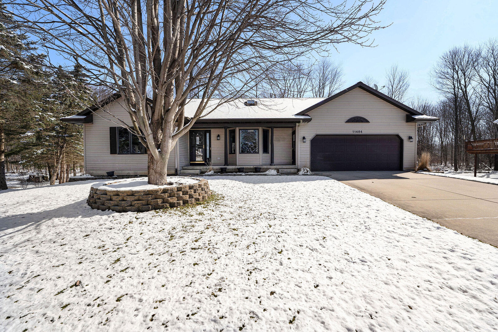 Property Photo:  11484 Cameron Avenue  MI 49401 