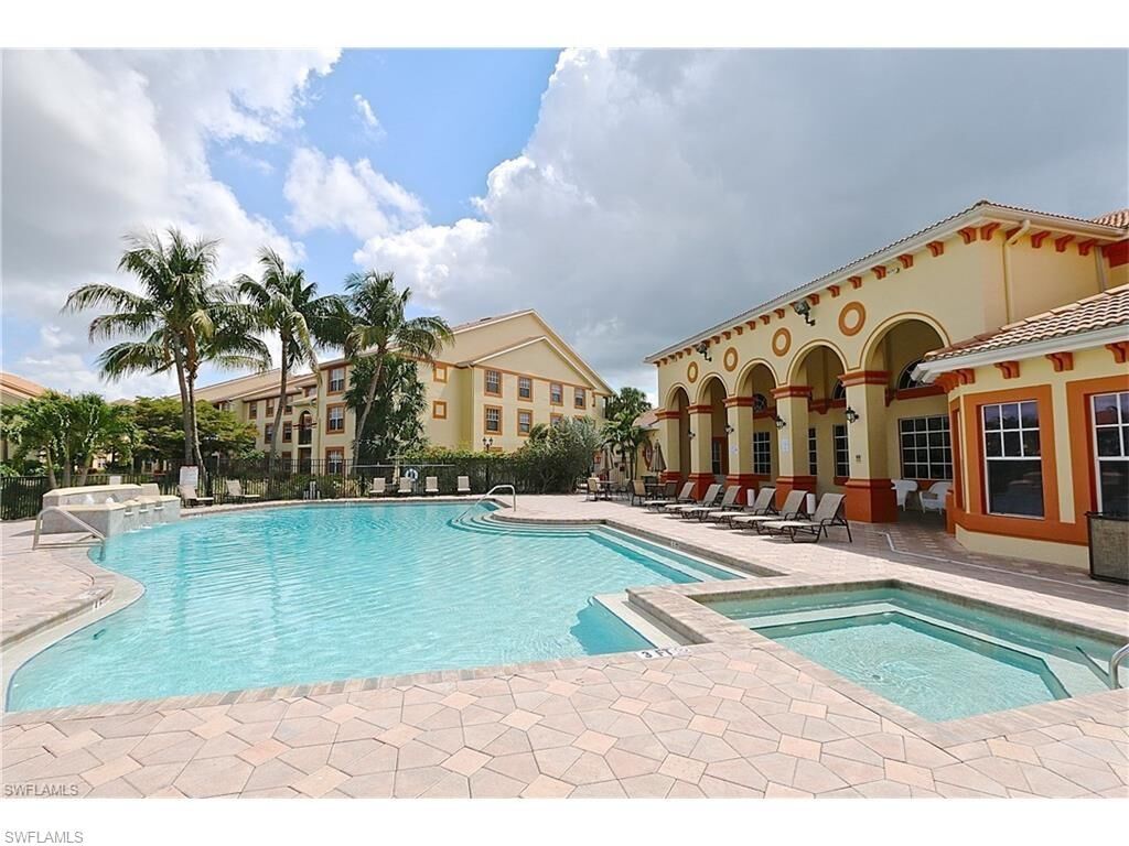 Property Photo:  7940 Preserve Cir 916  FL 34119 