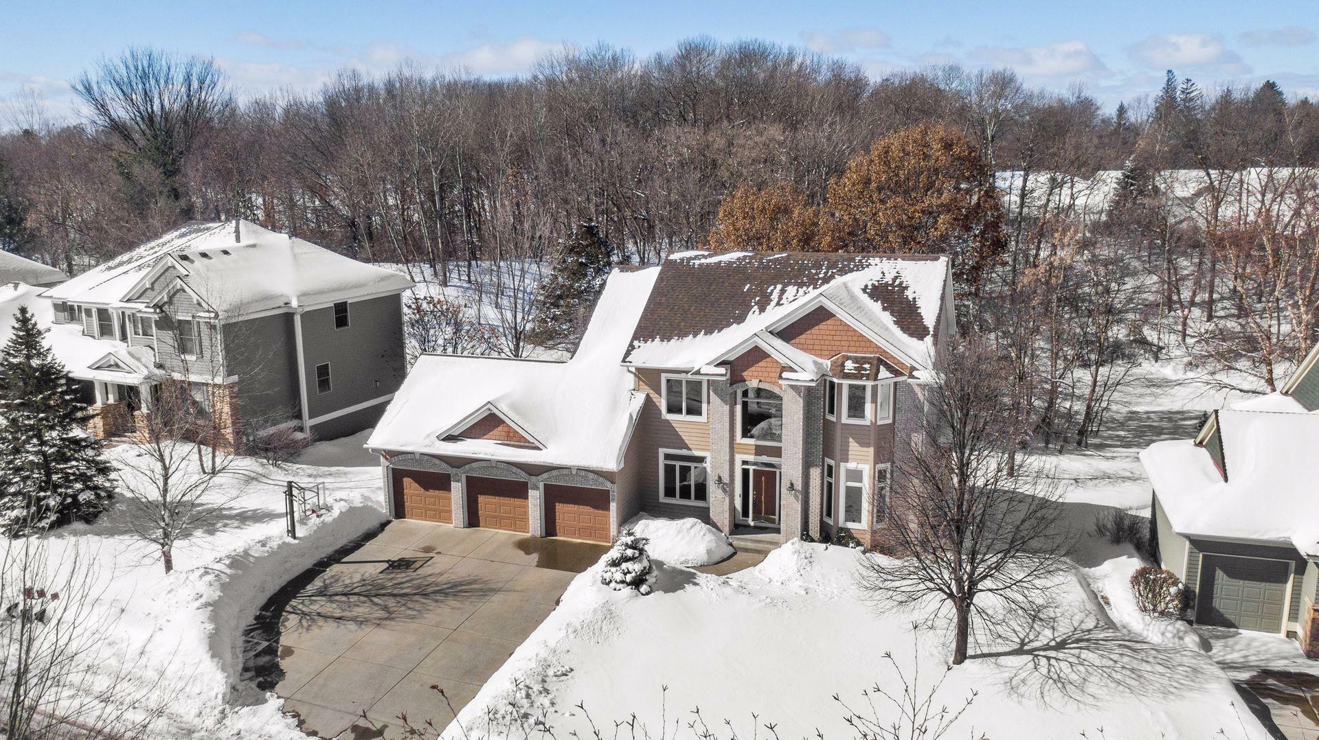 Property Photo: 121 Wedgewood Drive MN 55115