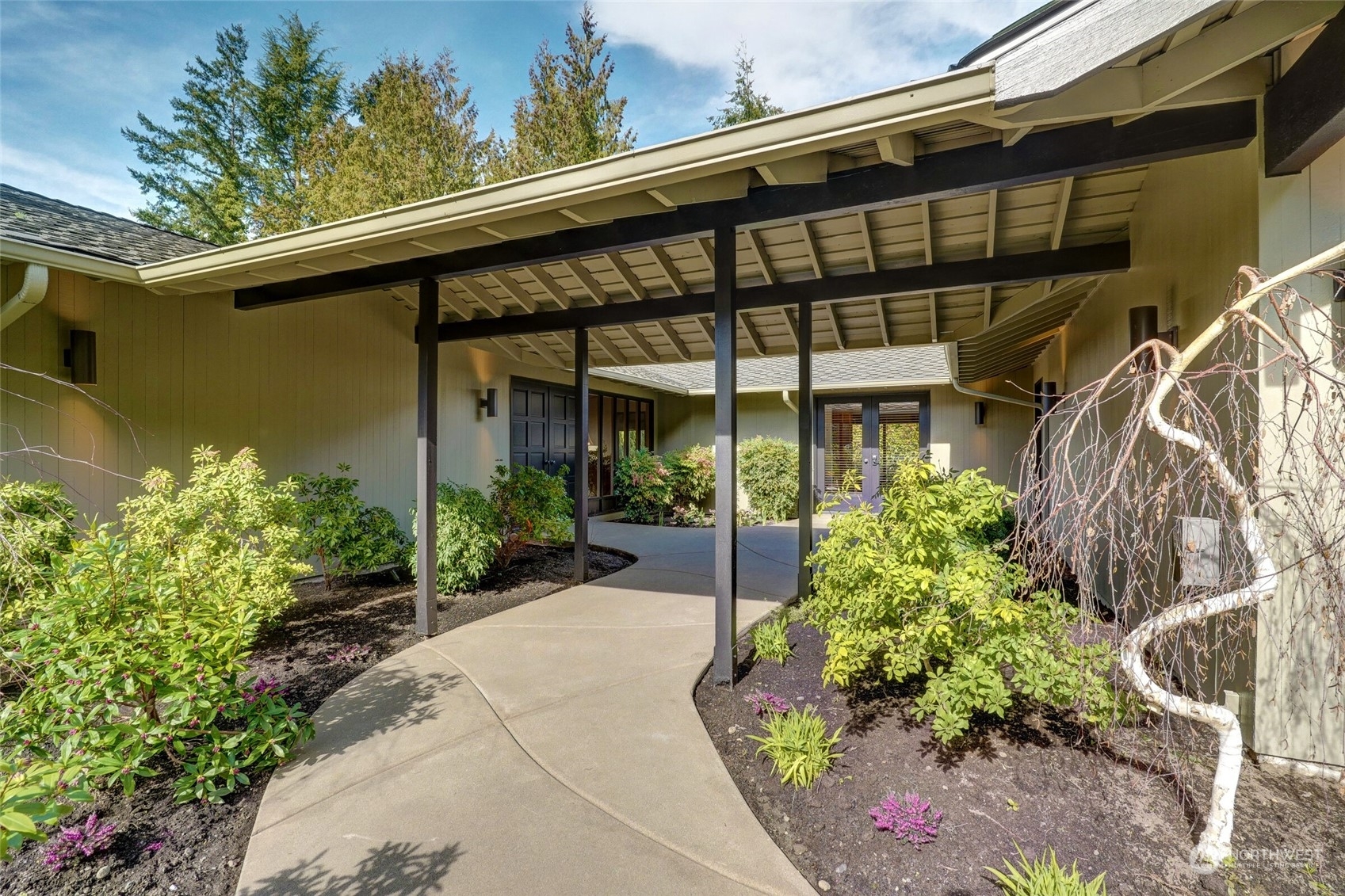 Property Photo:  8612 NE 14th Street  WA 98004 