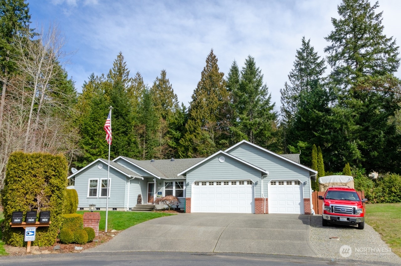 Property Photo:  6703 65th Avenue NW  WA 98335 