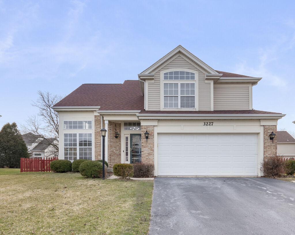 Property Photo:  3227 Grafton Lane  IL 60502 