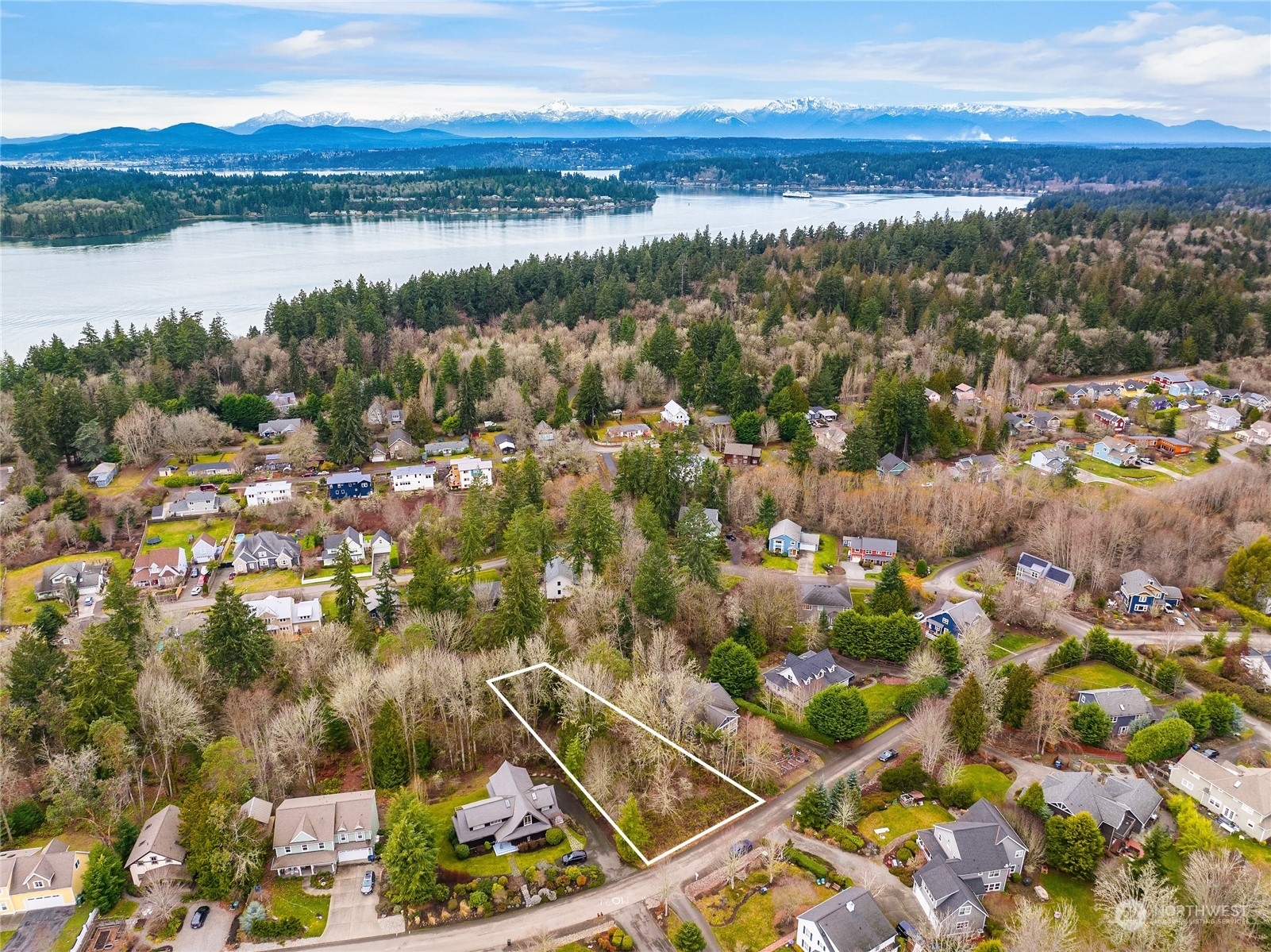 Property Photo:  2193 Douglas Drive  WA 98110 