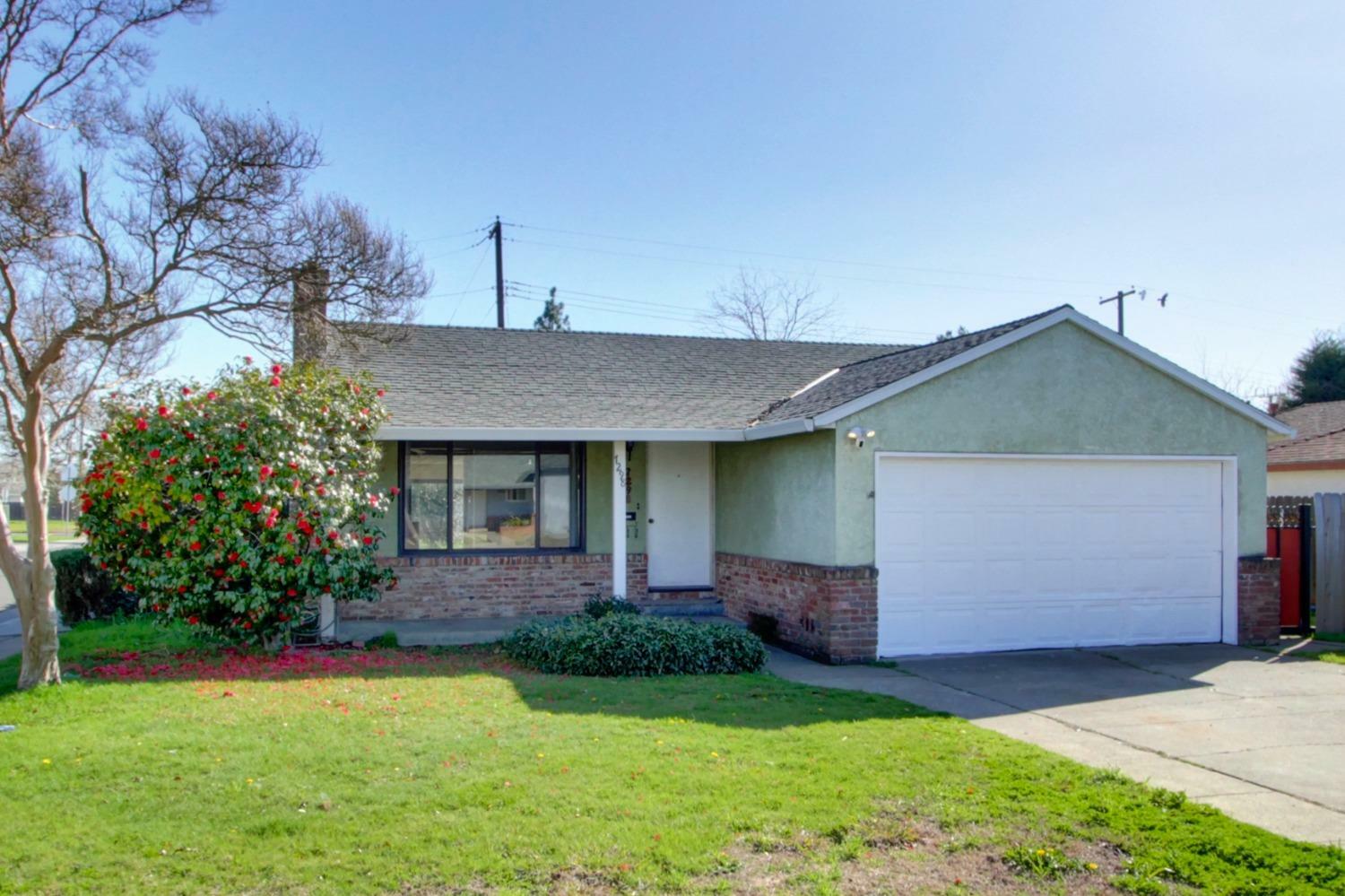 Property Photo:  7298 20th Avenue  CA 95820 