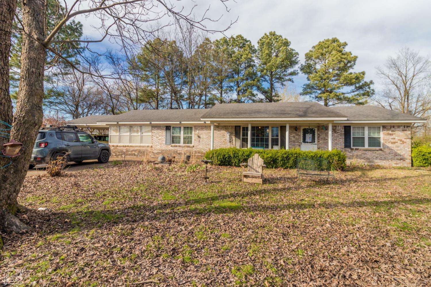 Property Photo:  218 Elgin  AR 72473 