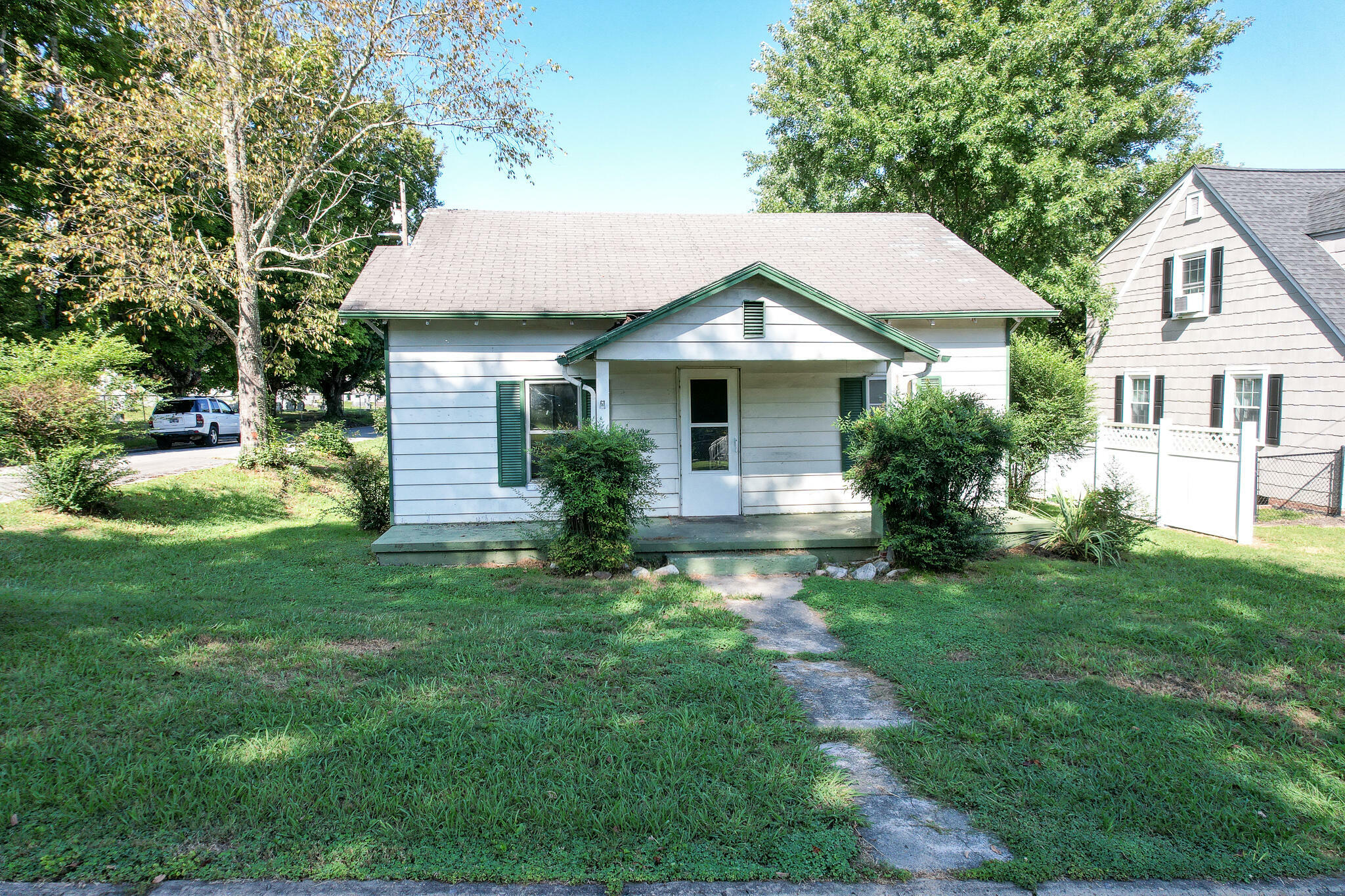 Property Photo:  116 Spruce St Street  TN 37745 