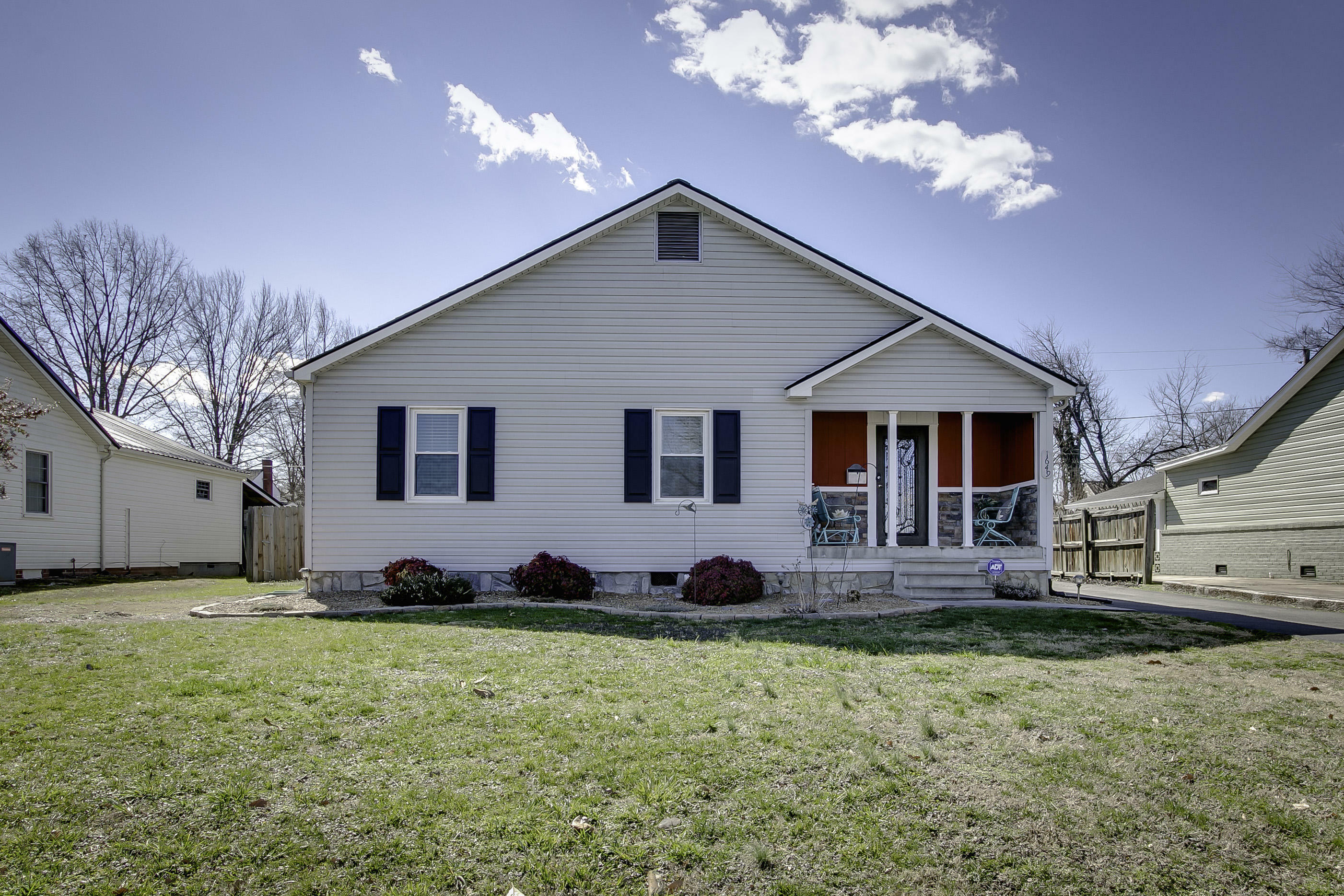 Property Photo:  1649 Newbern Road  TN 37660 