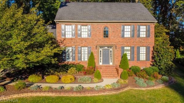 Property Photo:  427 Harding Road  TN 37663 