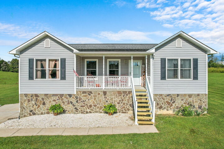 215 Pine Ridge Drive  Afton TN 37616 photo