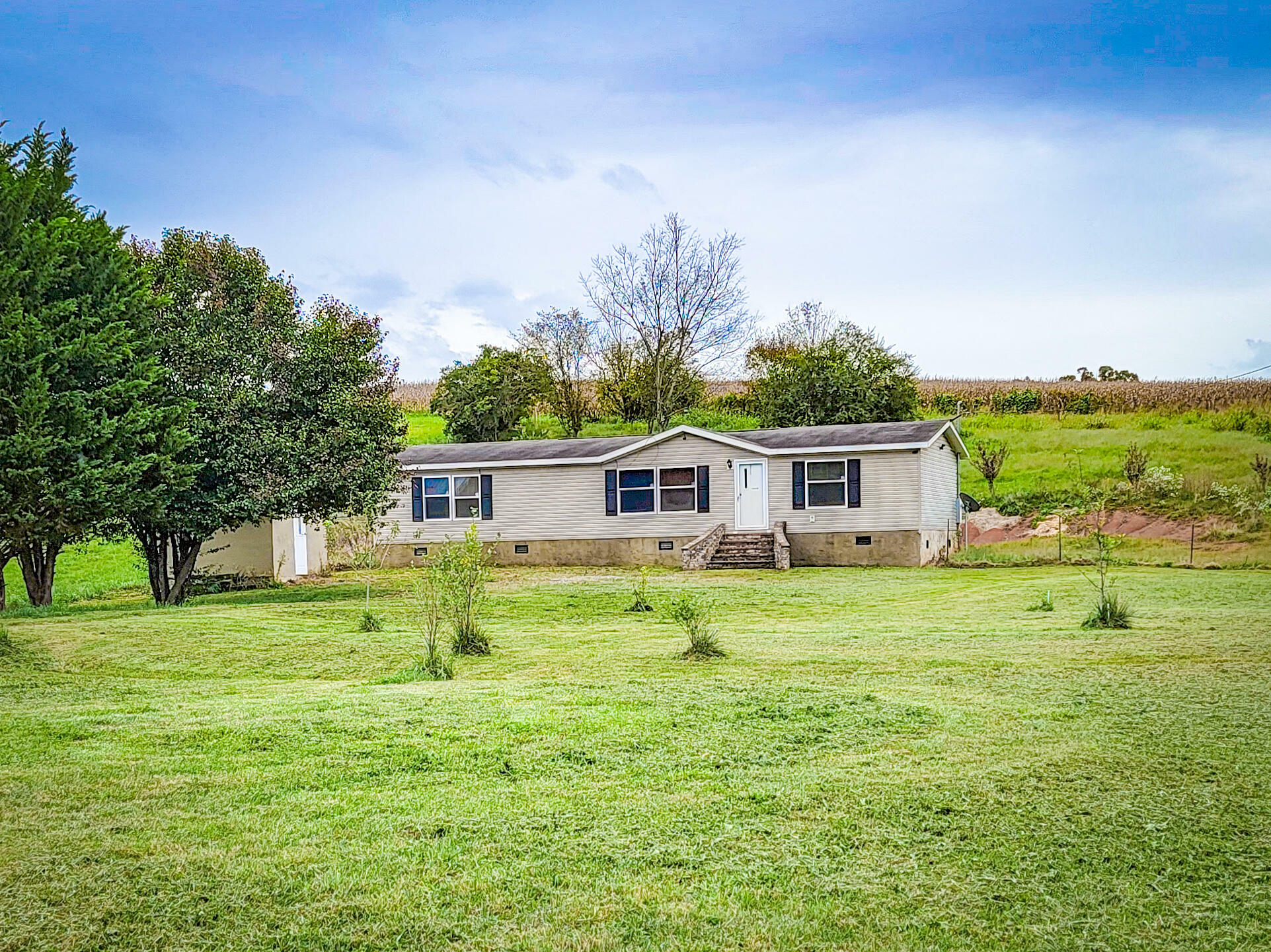 Property Photo:  436 Bowmantown Road  TN 37681 