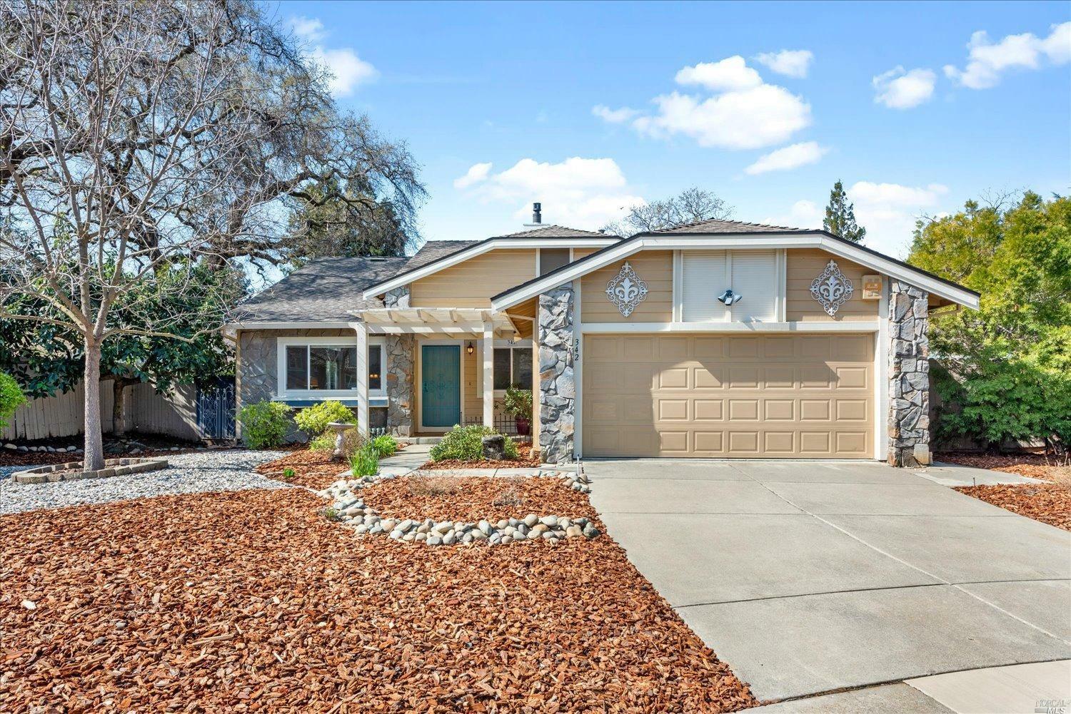 Property Photo:  342 Dumbarton Drive  CA 95687 